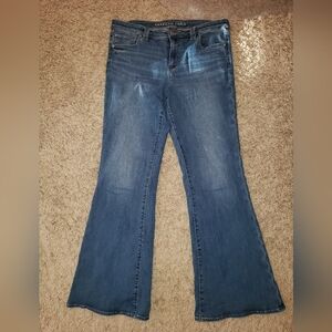 American Eagle Low Rise Flare Next Level Stretch Jeans size 16 long